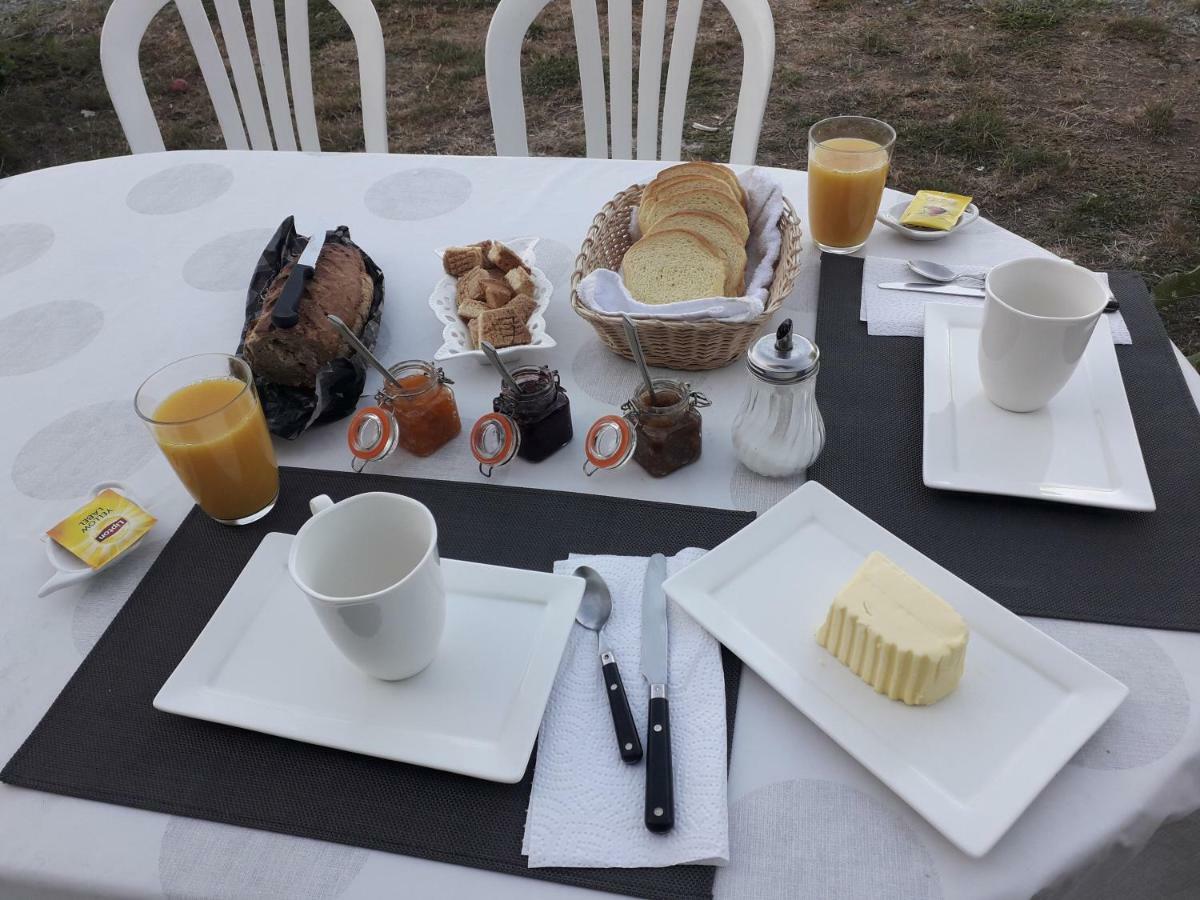 La Gauviniere Bed & Breakfast Liez Екстериор снимка